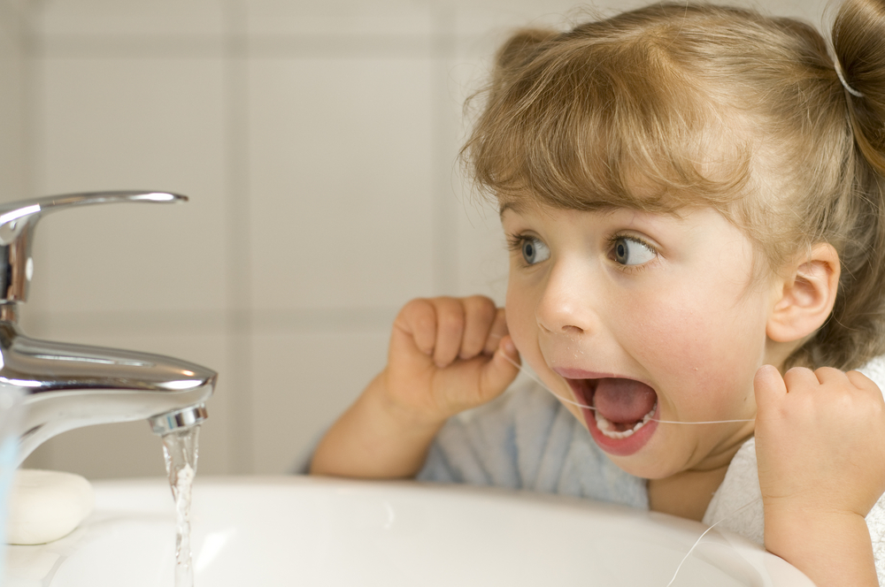 Hambaniidi kasutamisega seotud müüdid: kas lapsed peavad hambaniiti kasutama? thumbnail
